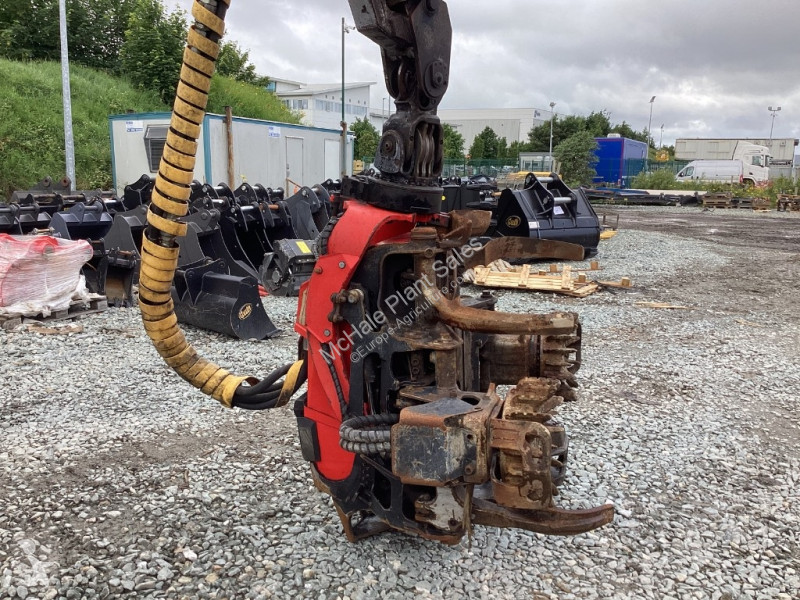 Material florestal Komatsu 911.4