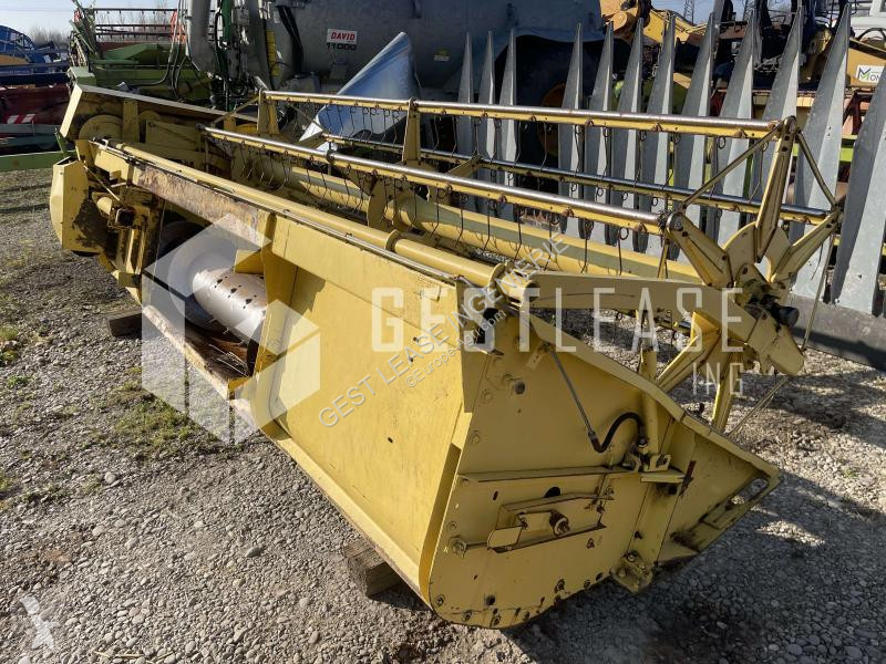 Skörd New Holland  CLAYSON 1540