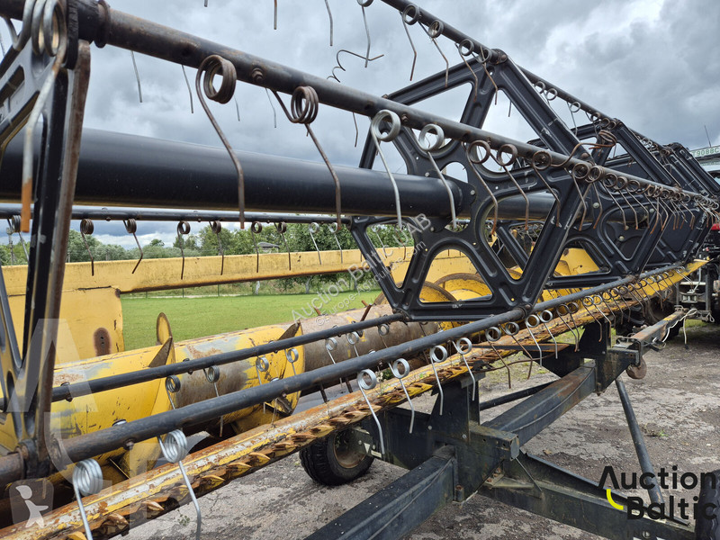 Skörd New Holland CS 6080