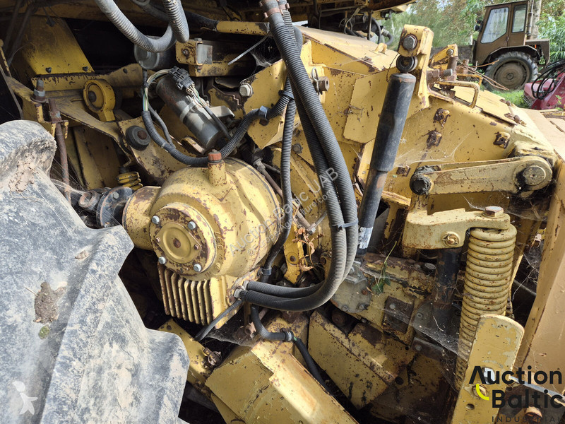New Holland FX 375 harvest