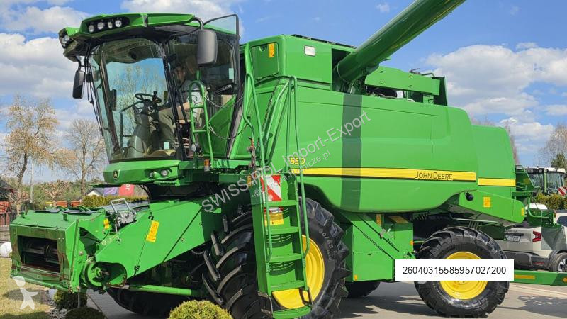 John Deere T550 harvest