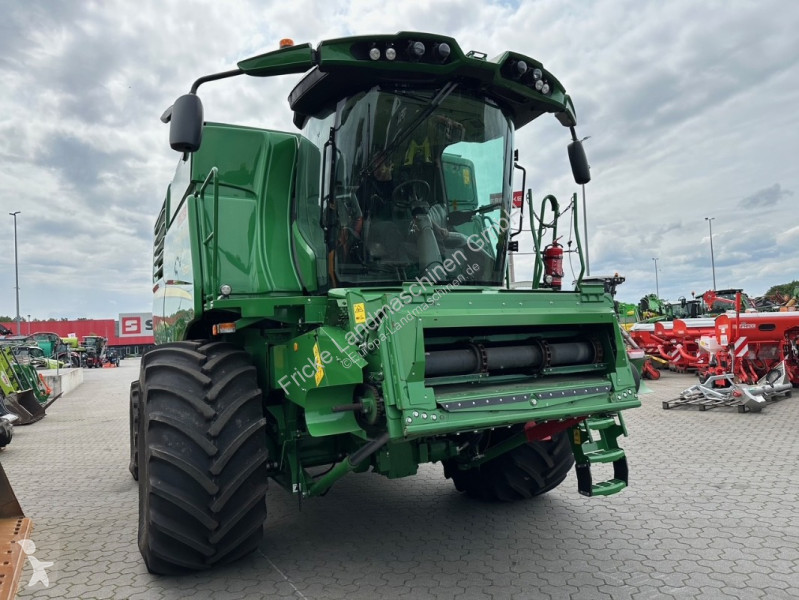 Moisson John Deere T  i   Neumaschine