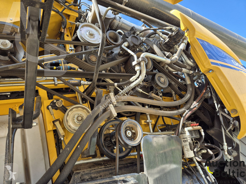 Cosecha New Holland CR 8.90