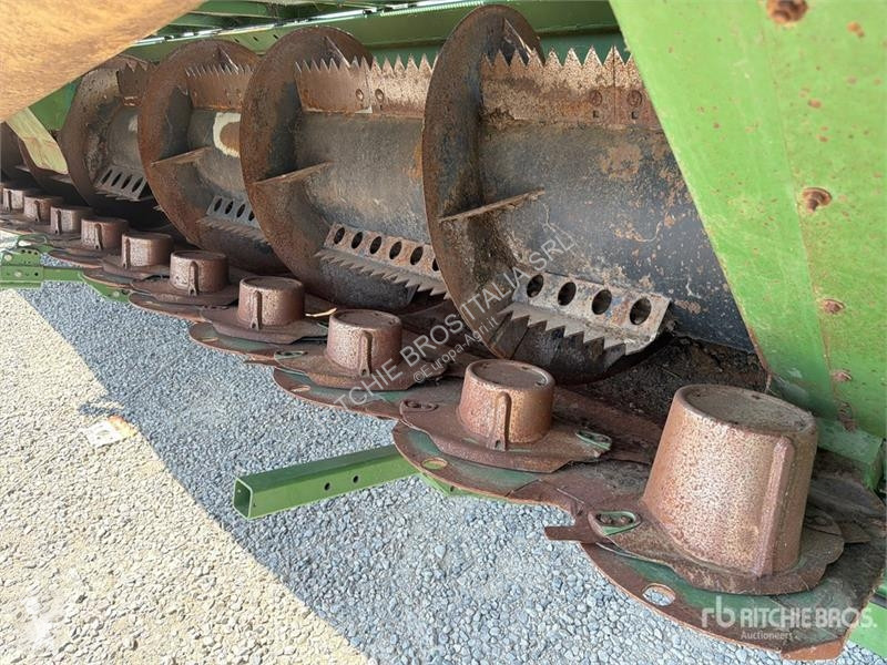 Збір врожаю Krone X-DISC 6200 Header Adapter