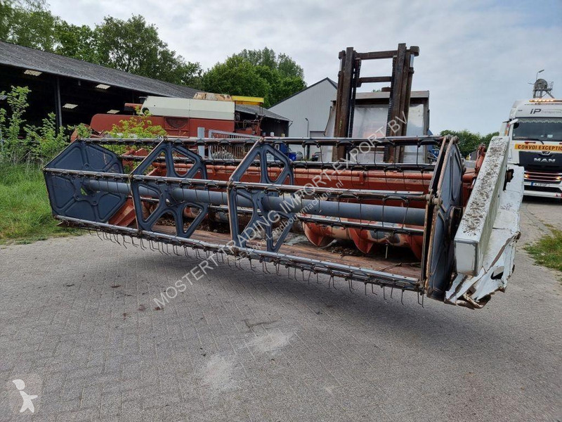 حصاد Laverda 3500 Laverda 3500 Combine 115HP...
