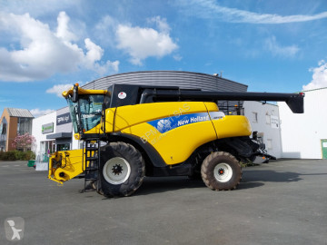 Skördemaskin-tröskmaskin New Holland