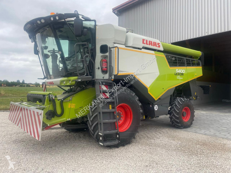 Moisson Claas Lexion 5400