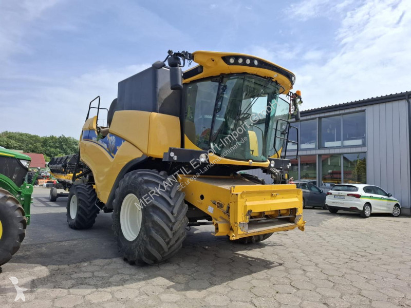 Moisson New Holland CX6.80 4x4