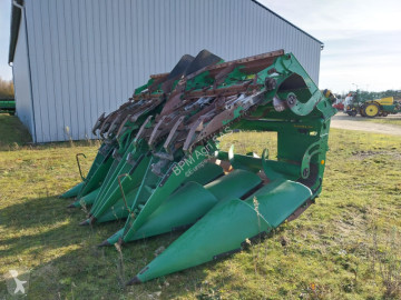 Cueilleur à maïs John Deere