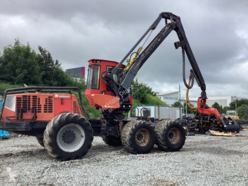 Komatsu Forest harvester