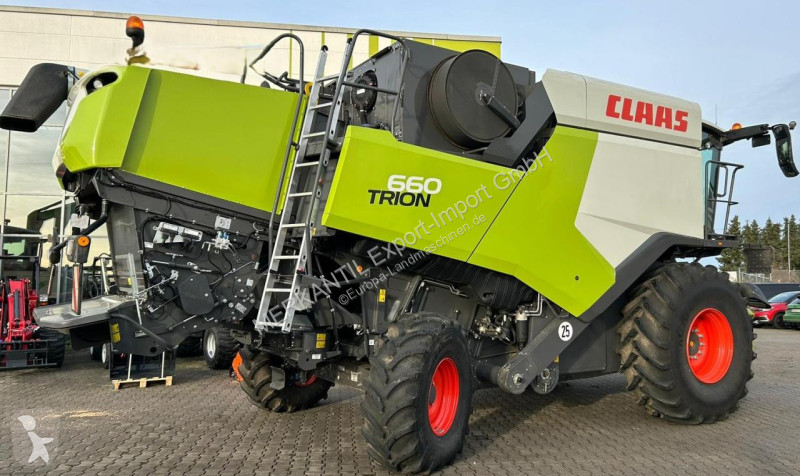 Skörd Claas  Trion 660