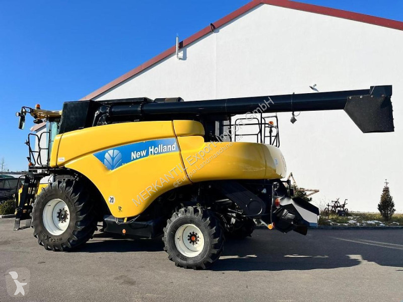 Moisson New Holland  CR 980 mit Smart Steer...
