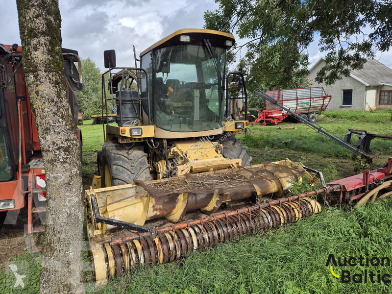 New Holland FX 375 harvest