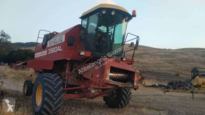 Cosecha New Holland 3560 AL