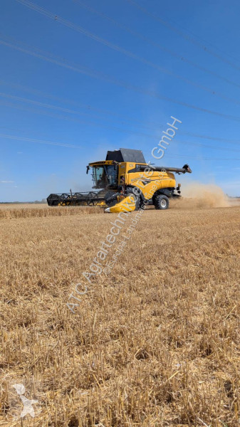 Cosecha New Holland  CX 8.70 ST5 + SW 7,63...