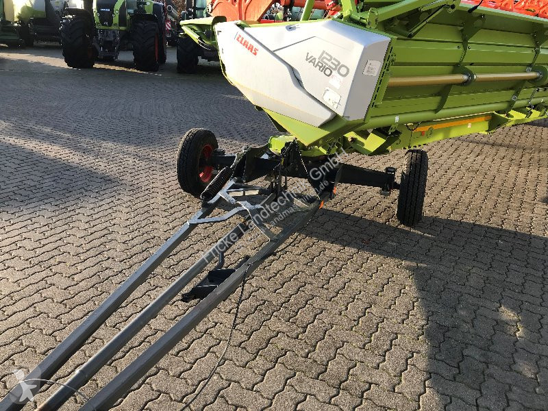 Moisson Claas 1230 Vario m. Transportwagen