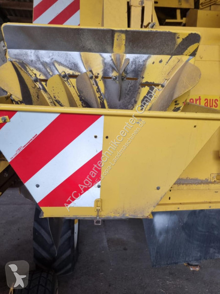 Moisson New Holland TF 76