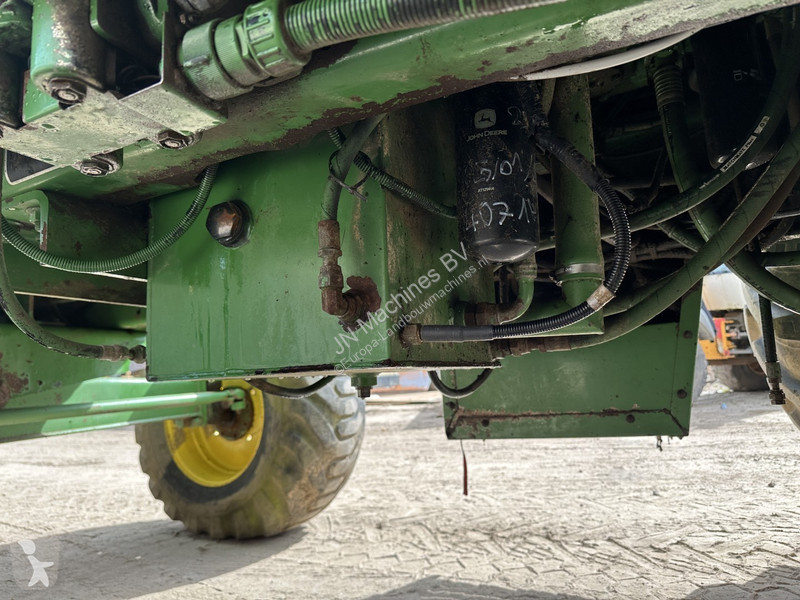 Oogst John Deere 6650 FOR PARTS