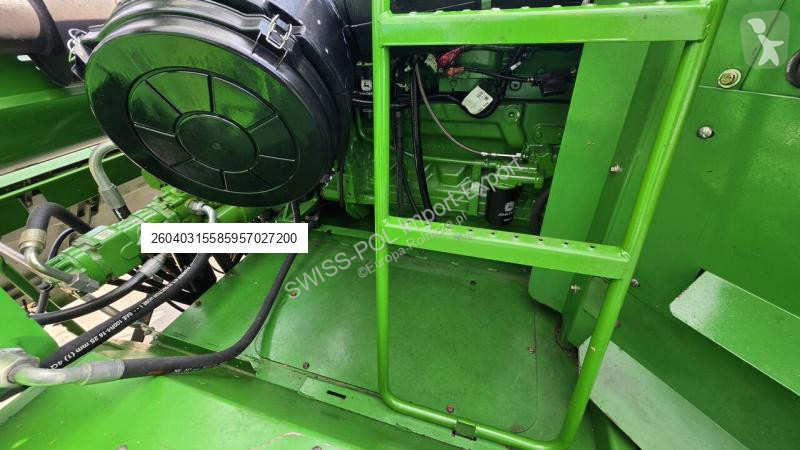 John Deere T550 harvest