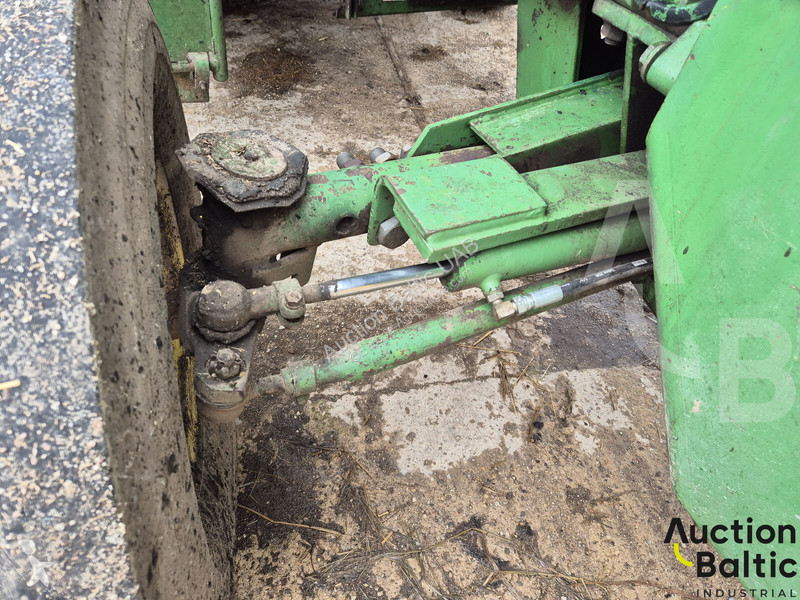 Жатва John Deere