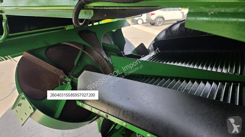 John Deere T550 harvest