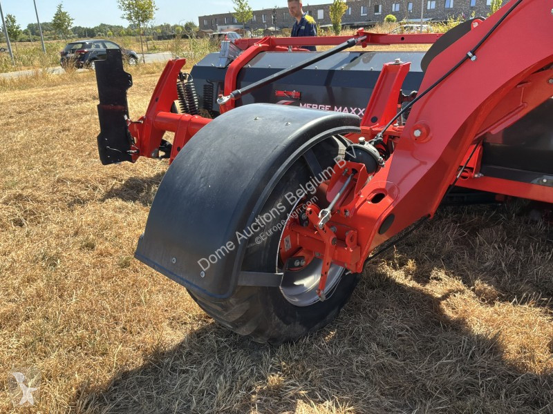 Recoltare Kuhn MERGE MAXX 950