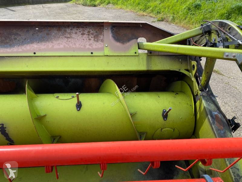 حصاد Claas V 770 Type 528