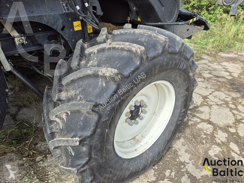 Cosecha New Holland CR 8.90