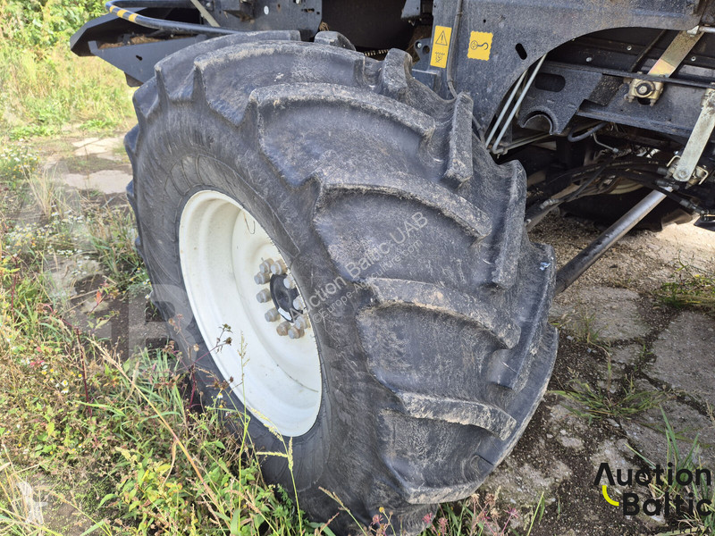 Cosecha New Holland CR 8.90