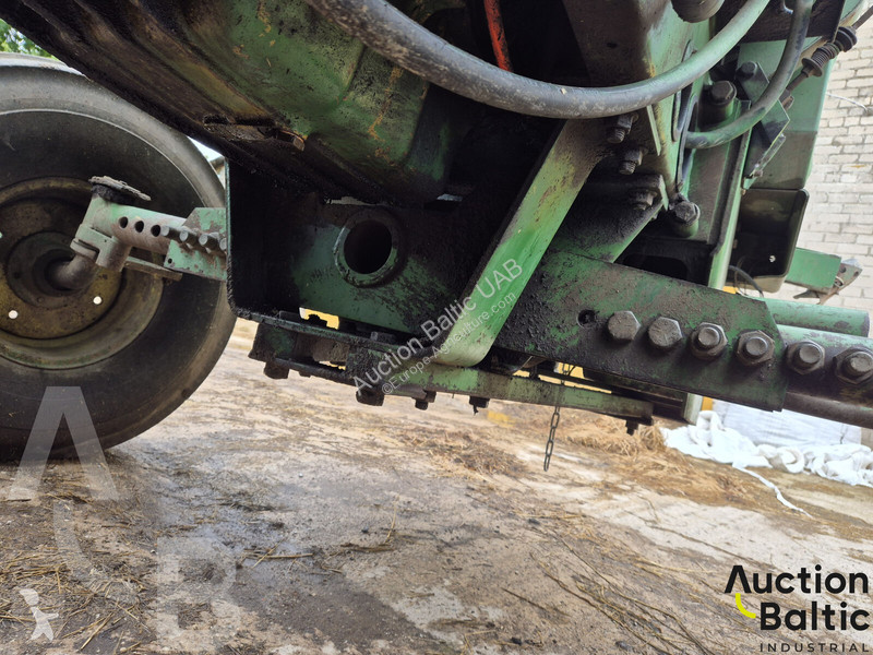 Жатва John Deere