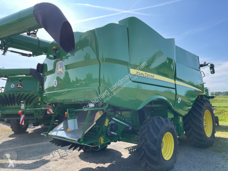 Moisson John Deere S