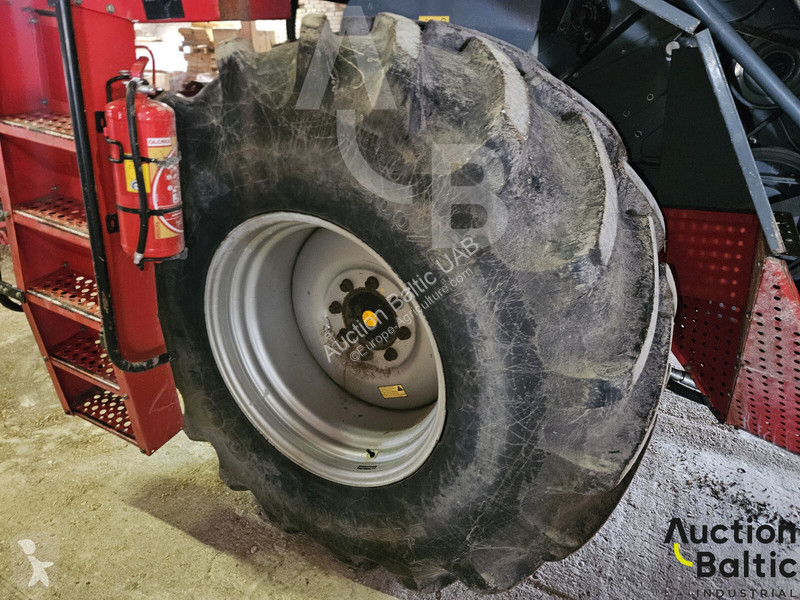 Moisson Massey Ferguson 7256