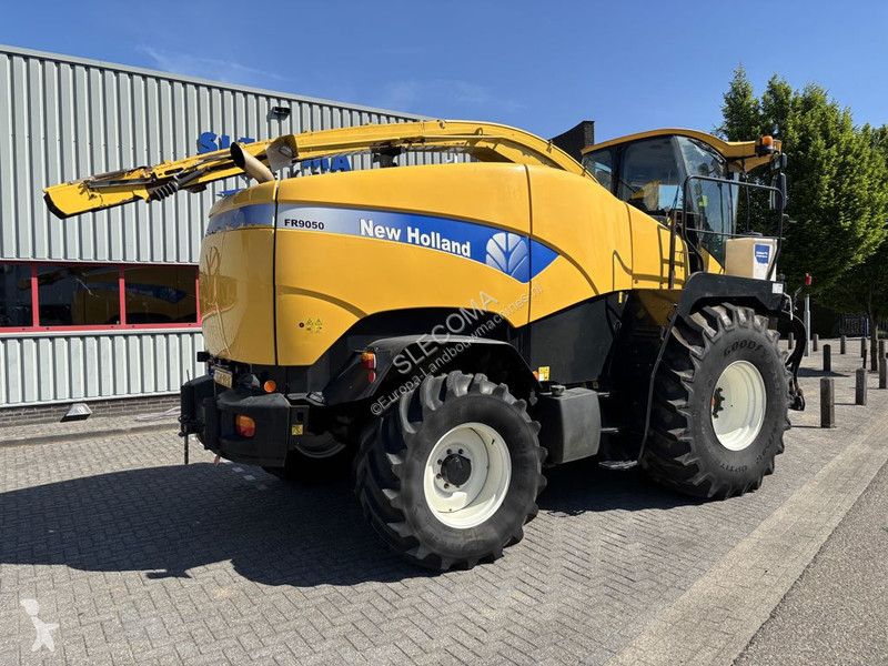 Moisson New Holland FR9050