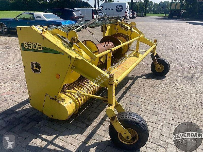 Moisson John Deere Pick-up 630B