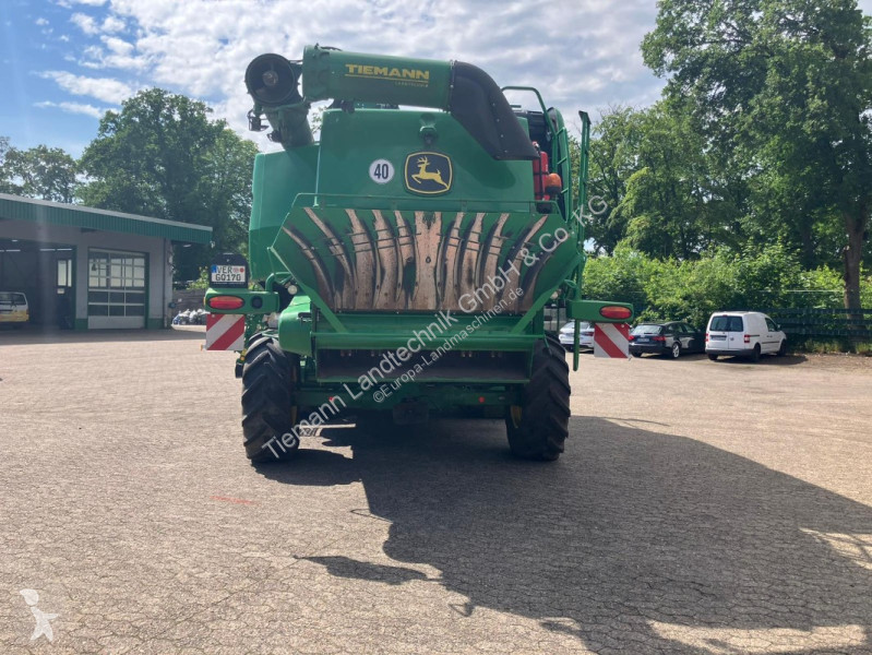 Moisson John Deere T