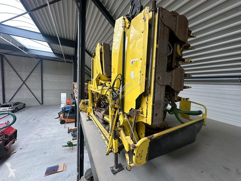Kemper 390 CORN HEADER | 12 ROW | FRONT WHEEL...