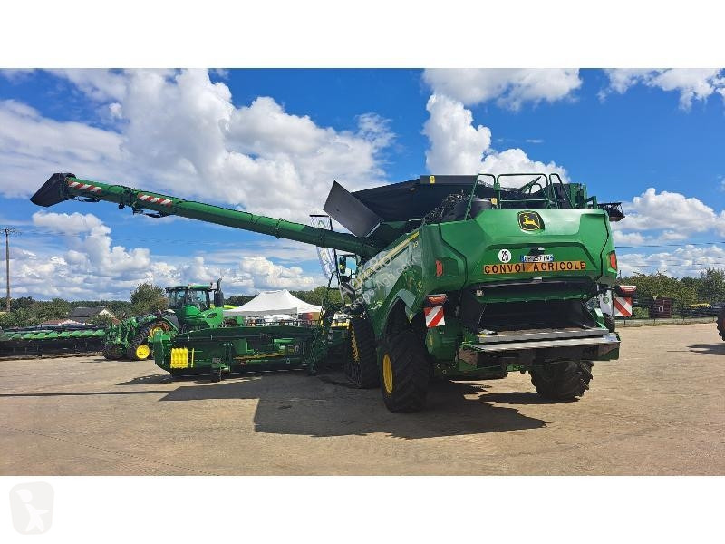 John Deere X9 1100 harvest