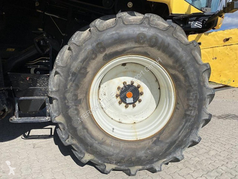 Skörd New Holland  CR 9090
