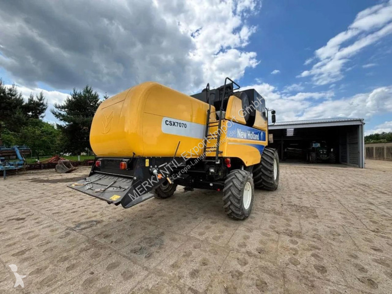 Skörd New Holland  CSX7070