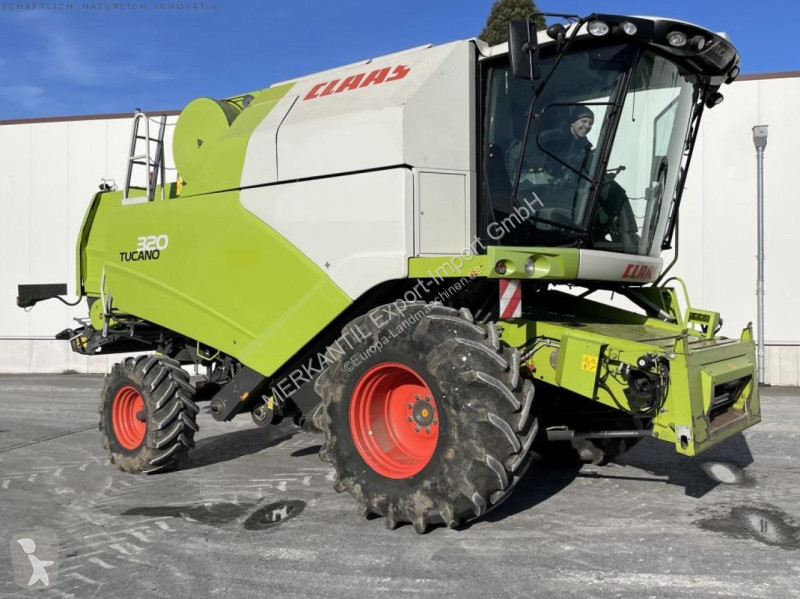 Skörd Claas  Tucano 320
