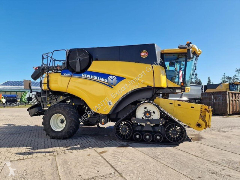Skörd New Holland  CR 9090