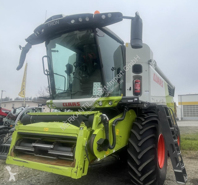 Skörd Claas  Trion 650