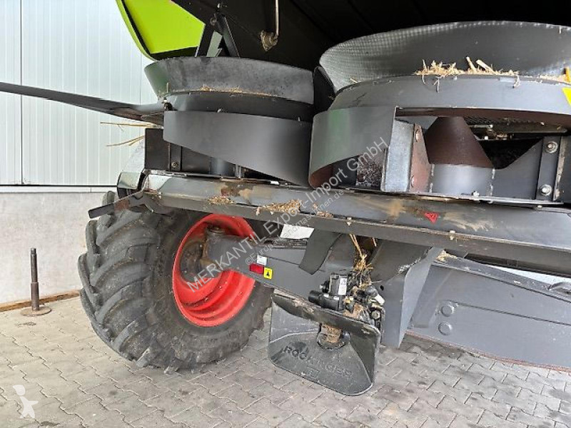 Skörd Claas  Tucano 320