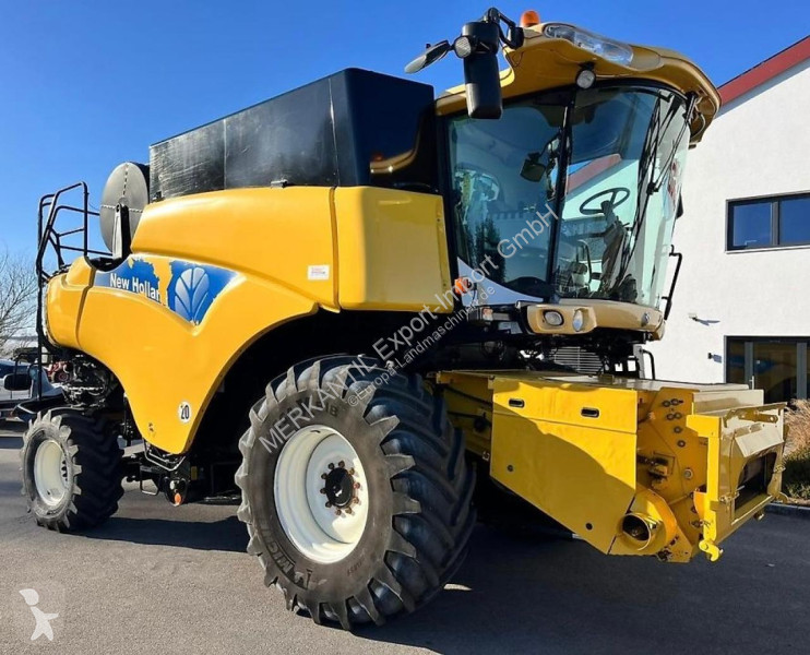 Moisson New Holland  CR 980 mit Smart Steer...