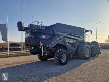 Moissonneuse-batteuse Fendt