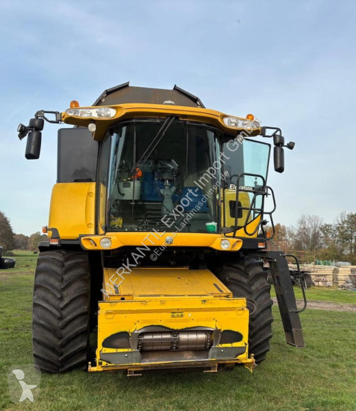 Cosecha New Holland  CR 9070