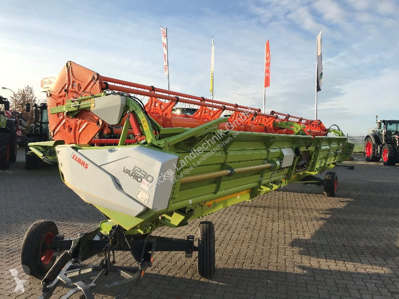 Moisson Claas 1230 Vario m. Transportwagen
