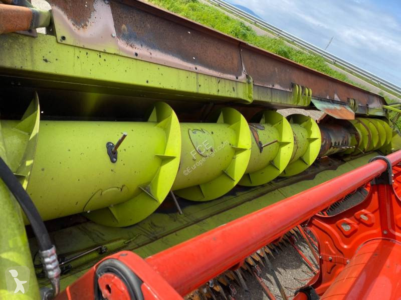 حصاد Claas V 770 Type 528