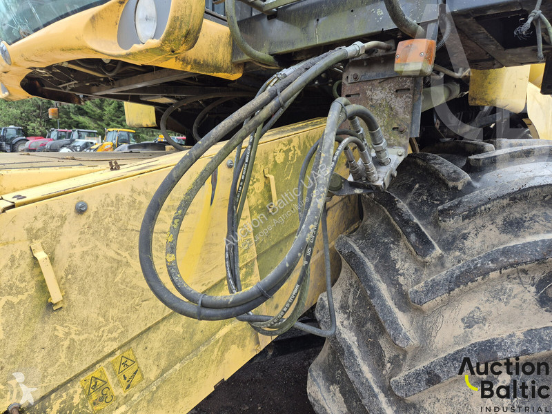 Skörd New Holland CS 6080