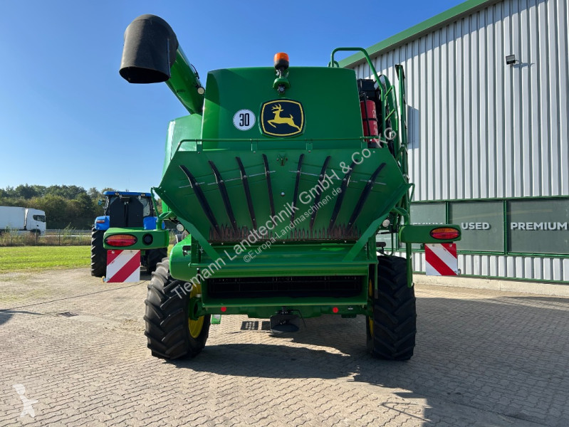 Aratás John Deere  T560